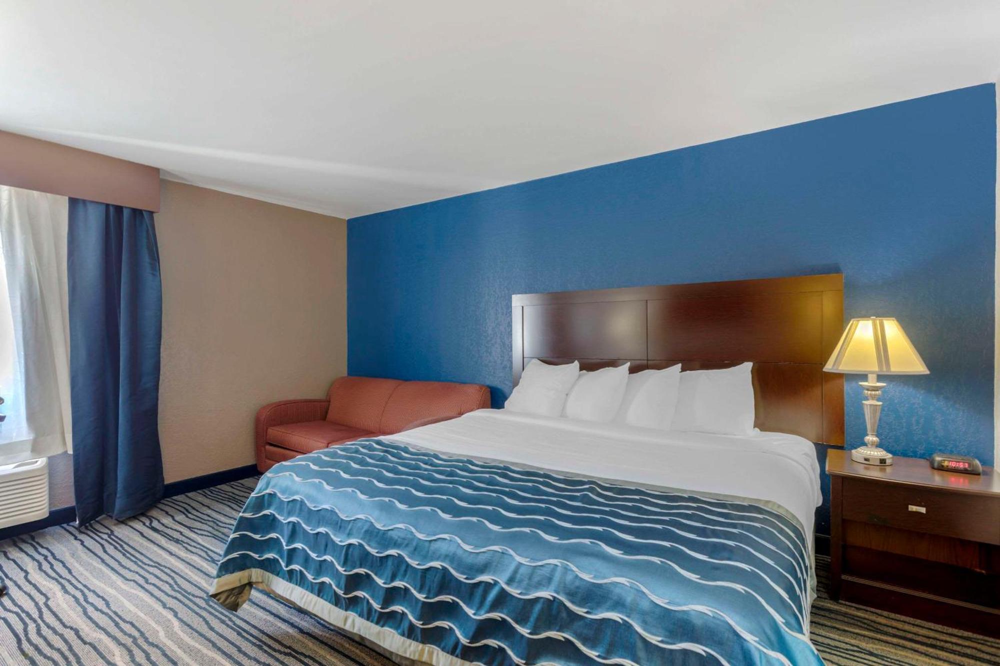 Comfort Inn & Suites Brentwood Exterior photo